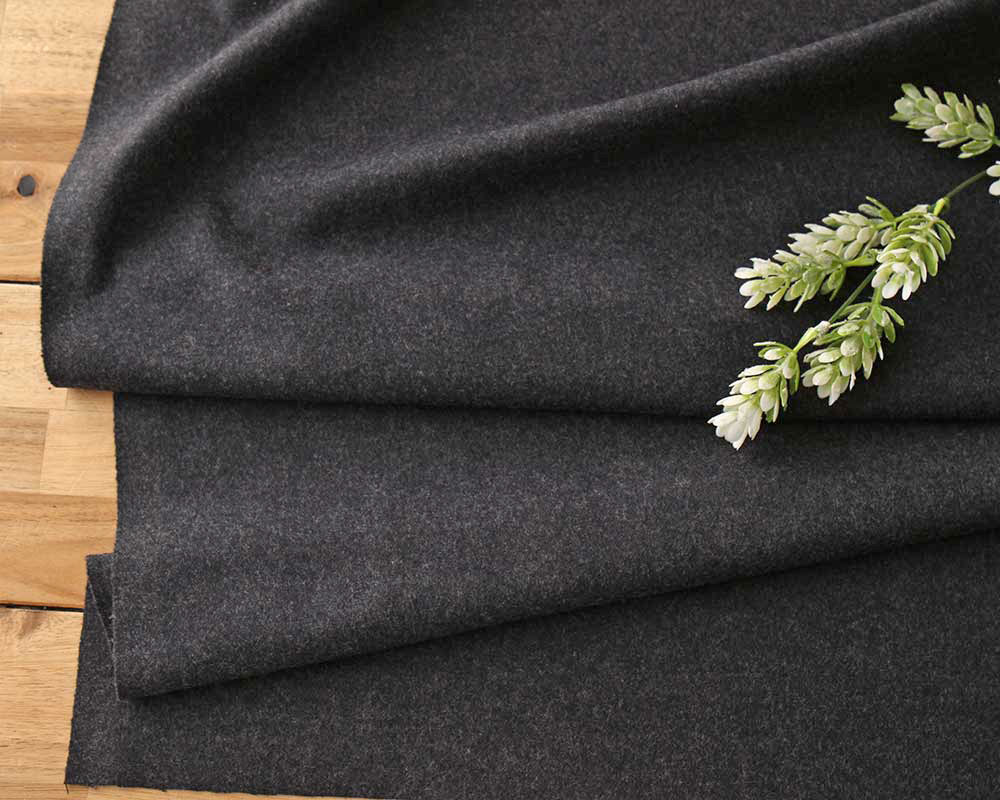 イタリー製＞やわらかプレミアムウール・クロス Annelies [M便 1/1]の