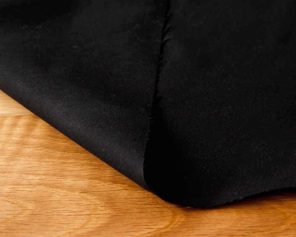 撥水加工＞コットンライクのテック・ストレッチクロス Sidonie