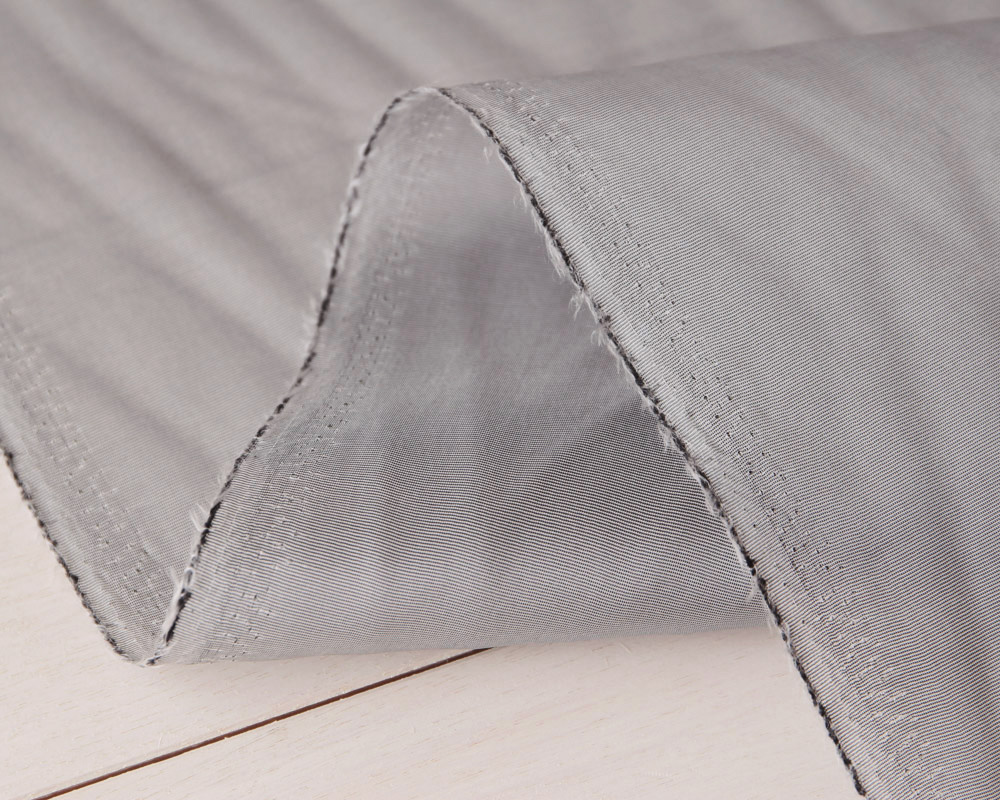 �㰰������Bemberg��΢�������ϡ��饤�ȥ��졼�� Clotilde