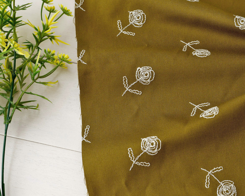 カットクロス】コットンオックスの刺繍ファブリック Colombe [M便 1/10