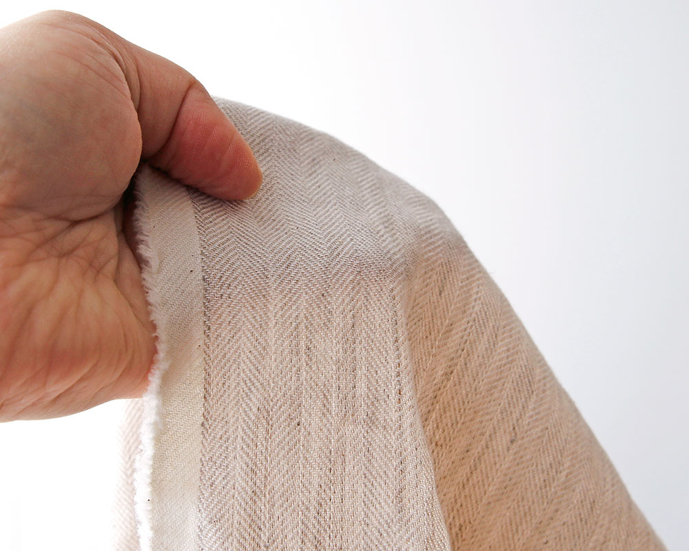 ヴィンテージソフト加工＞ヘリンボーン柄のリネンファブリック Angela