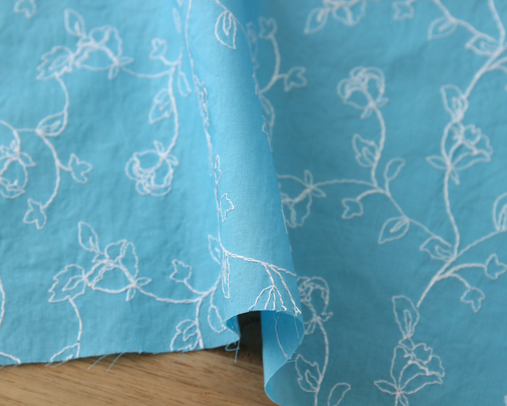 PD]インド綿の刺繍ファブリック Dorothea [M便 1/2]の通販 SWANY Online Shop リネンや生地の通販*鎌倉スワニー