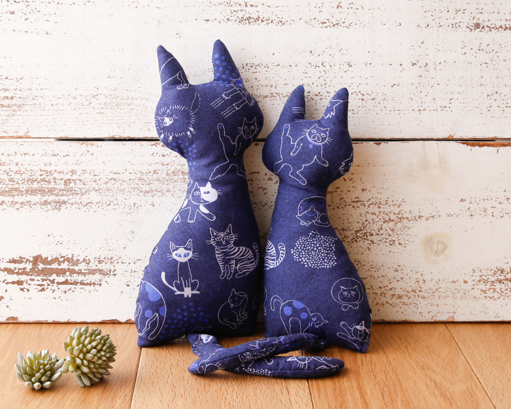 ☆ネコ柄プリント生地で作る「なかよしネコ」キット [M便 1/2]の通販