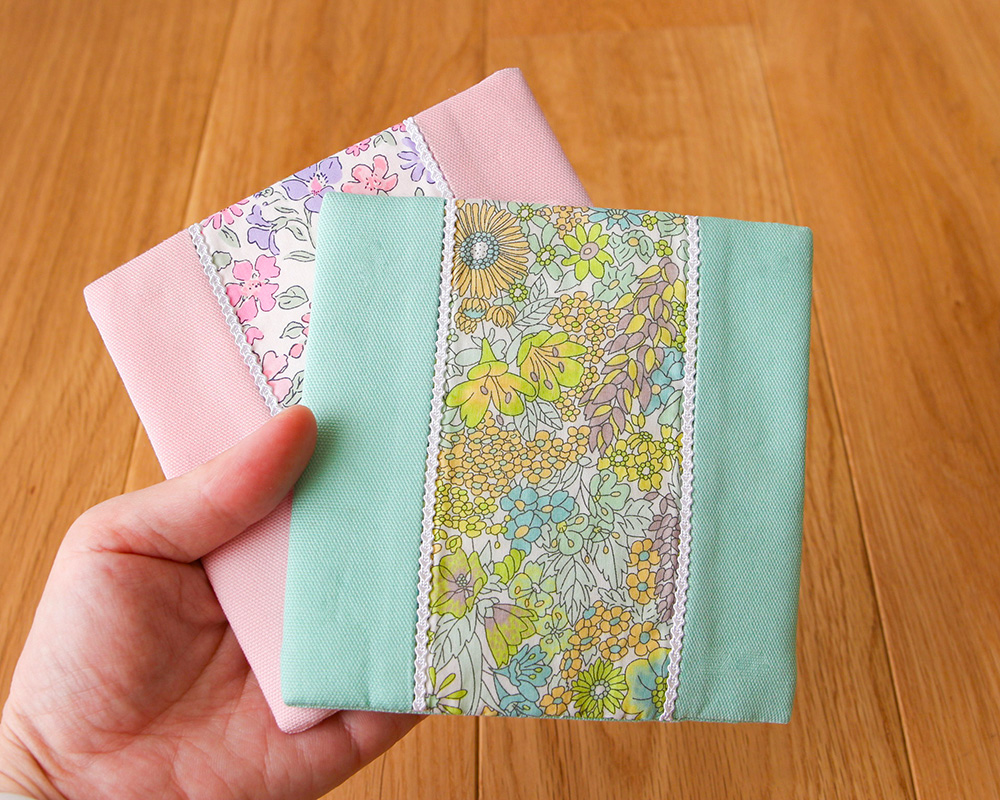 ハンドメイド コースター 4枚 北欧 お花柄 リネン ブルー ☆Libertyで作る「お花模様のコースター4枚セット」キット [M便 1/3]の