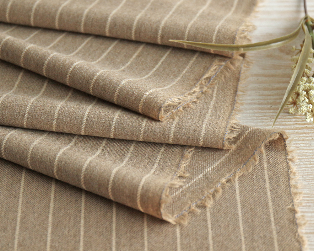 5mカット】＜Made in 尾州＞ドビー織ストライプのプレミアムサキソニー