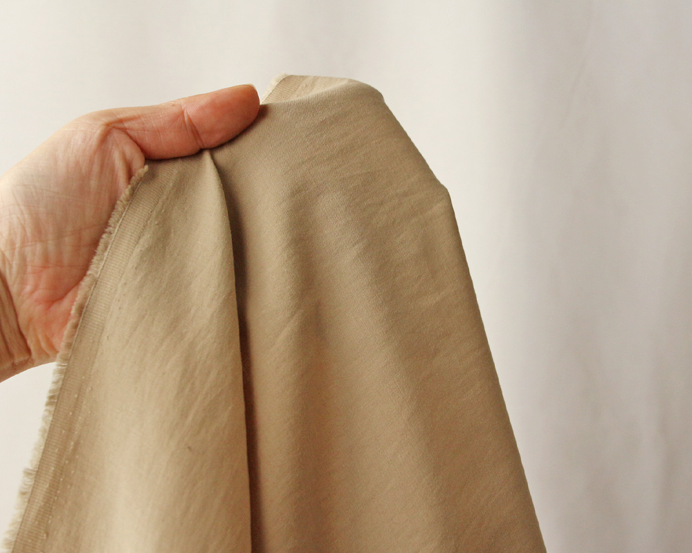 ヴィンテージソフト加工＞コットンandラミーのバックサテンクロス