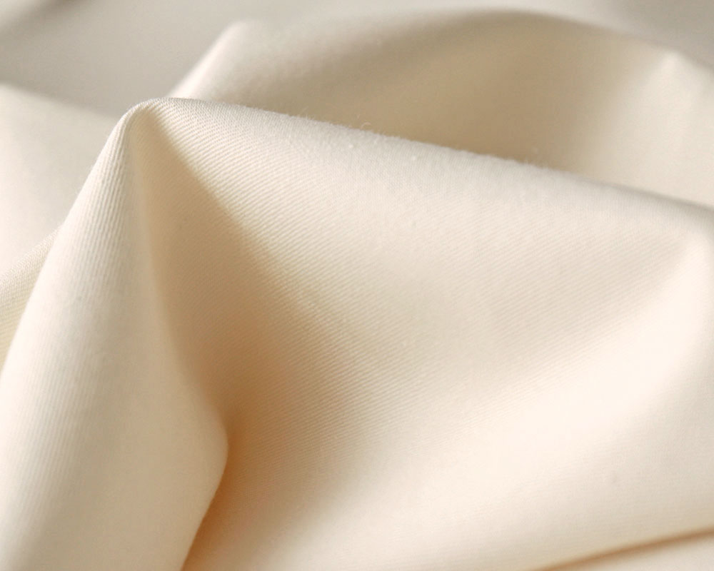 シルク混のサテンツイル June M便 1 2 の通販 Swany Online Shop リネンや生地の通販 鎌倉スワニー