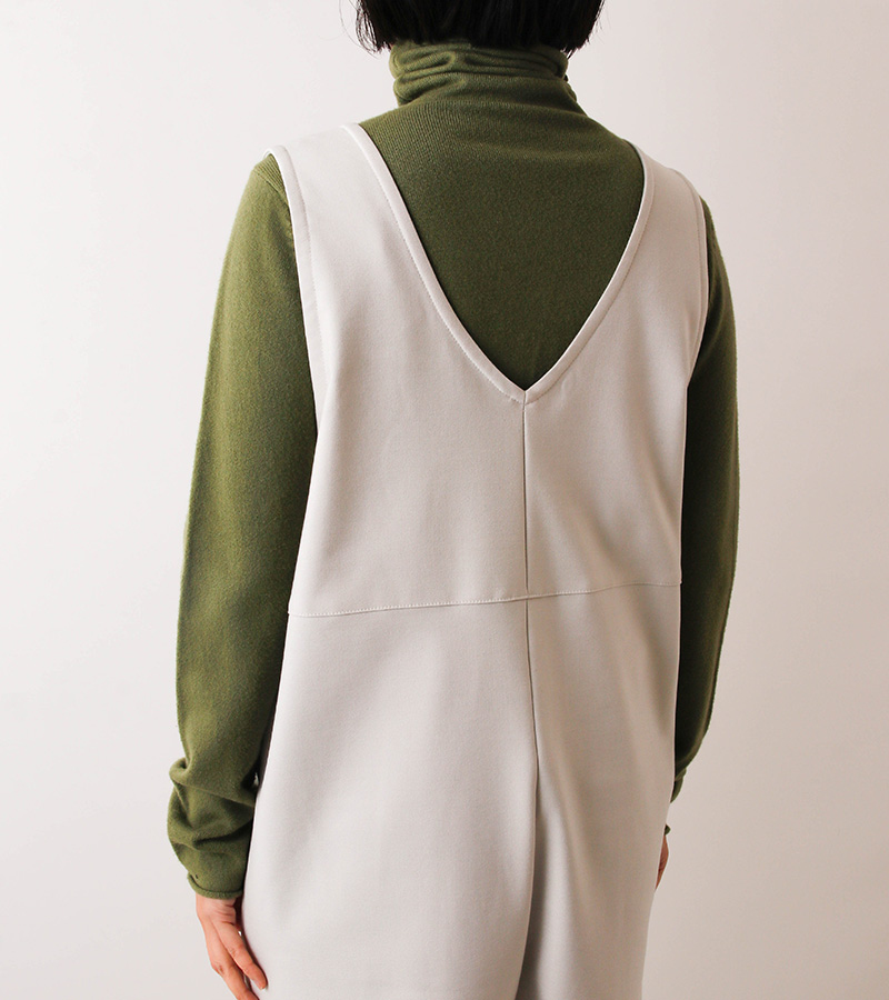 オイスターベージュ・マイクロ裏起毛の2wayストレッチ Greta [M便 1/2