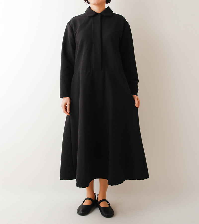 変わり織りドビーの縦ストレッチ・クロス Aloisia(ブラック) [M便 1/3