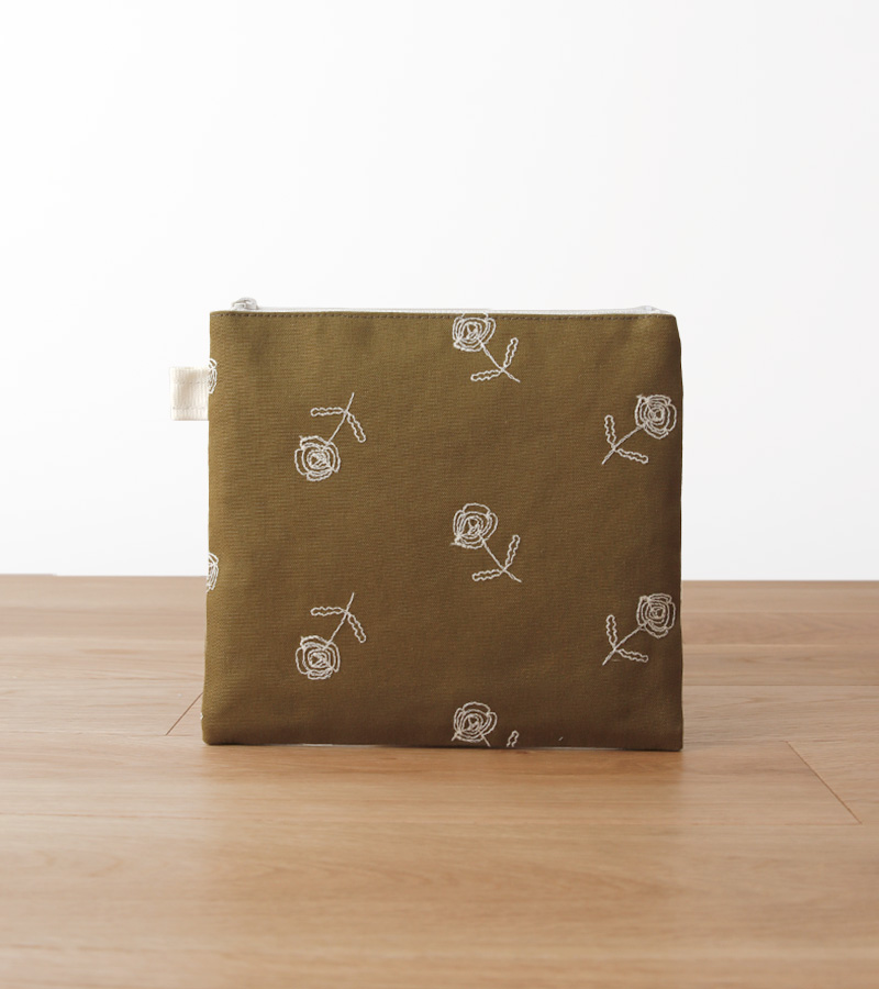 カットクロス】コットンオックスの刺繍ファブリック Colombe [M便 1/10