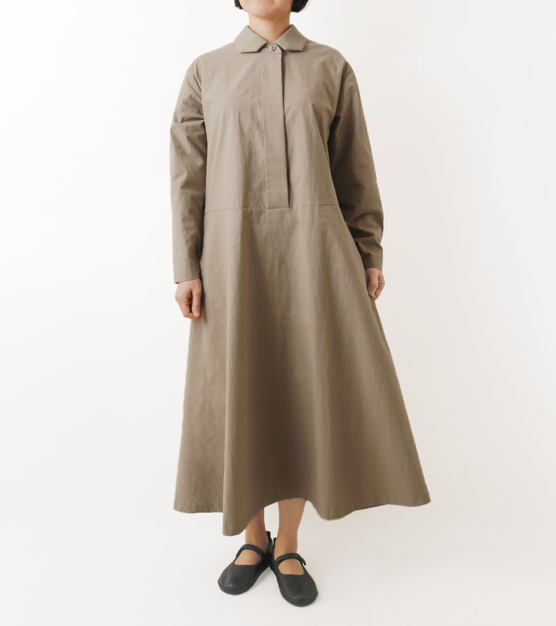 実物大型紙【No.6017】比翼あきの切替フレアーワンピース(SML・2L) [M