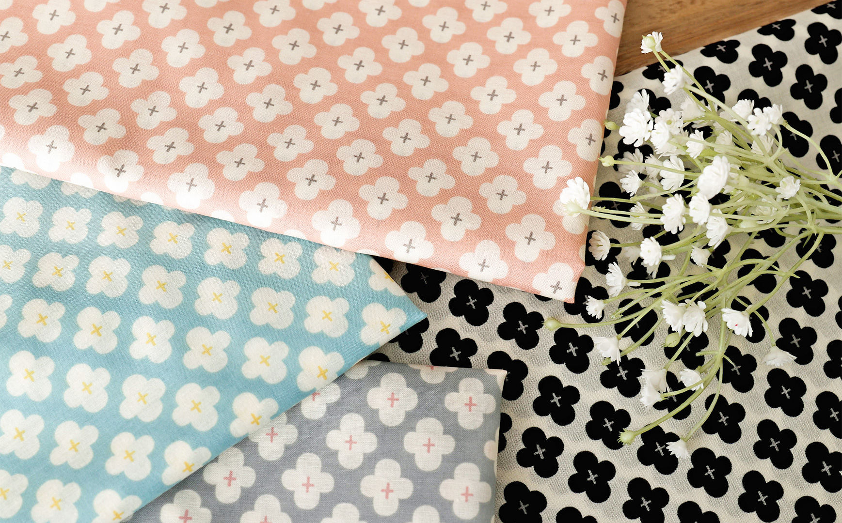 Maya Ootani コットンローンプリント Coty M便 1 6 の通販 Swany Online Shop リネンや生地 の通販 鎌倉スワニー